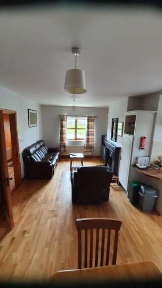 Дома для отпуска Roadside Cottage The Burren Kilfenora Дом с 2 спальнями-39