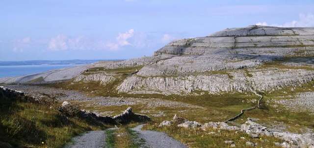 Дома для отпуска Roadside Cottage The Burren Kilfenora-21