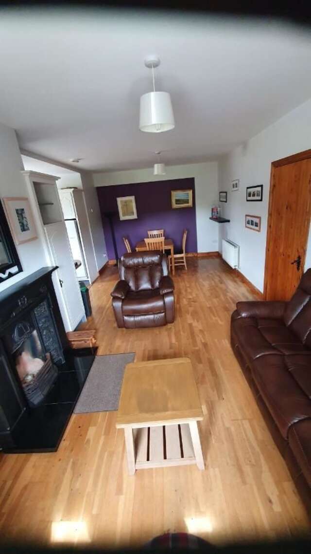 Дома для отпуска Roadside Cottage The Burren Kilfenora-7